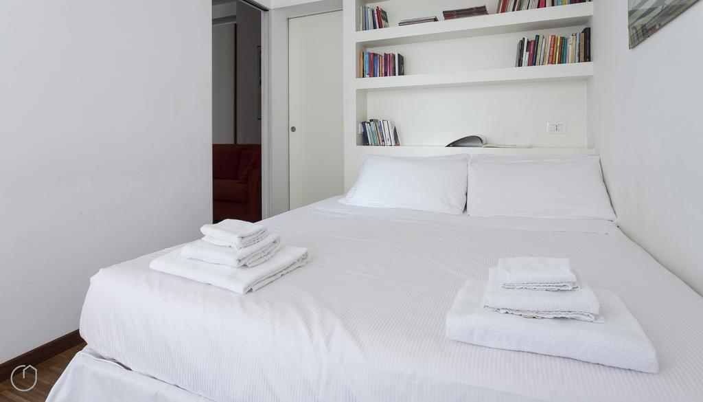 Italianway-Sismondi Apartment มิลาน ภายนอก รูปภาพ
