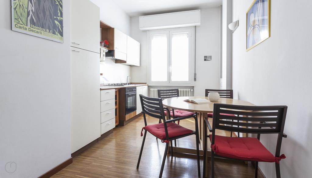Italianway-Sismondi Apartment มิลาน ภายนอก รูปภาพ